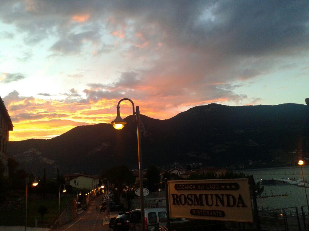 Locanda Del Lago Rosmunda Clusane Extérieur photo