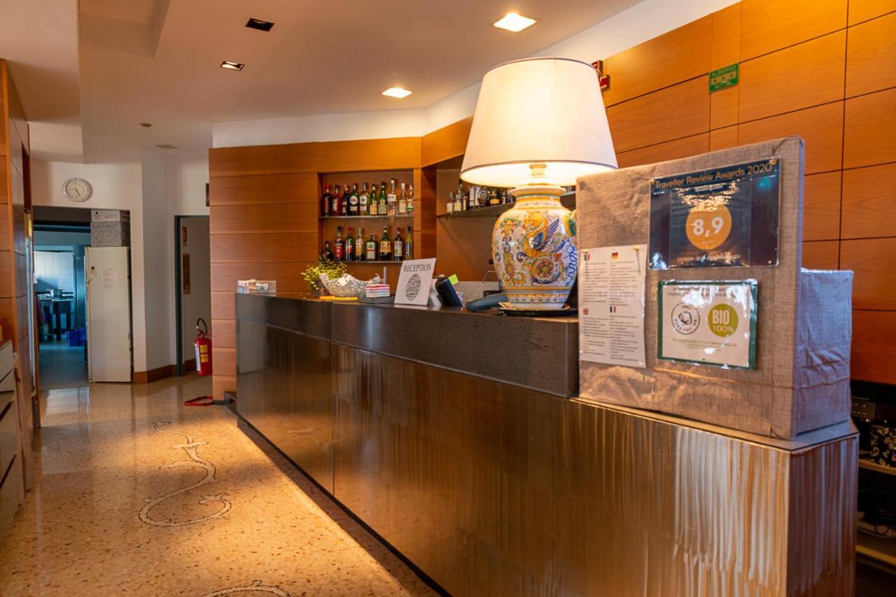 Locanda Del Lago Rosmunda Clusane Extérieur photo